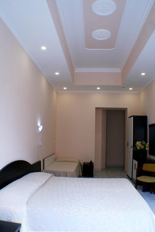 Premier Cavour Hotell Rom Exteriör bild